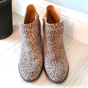 Cheetah Print Side Zip Ankle Boots